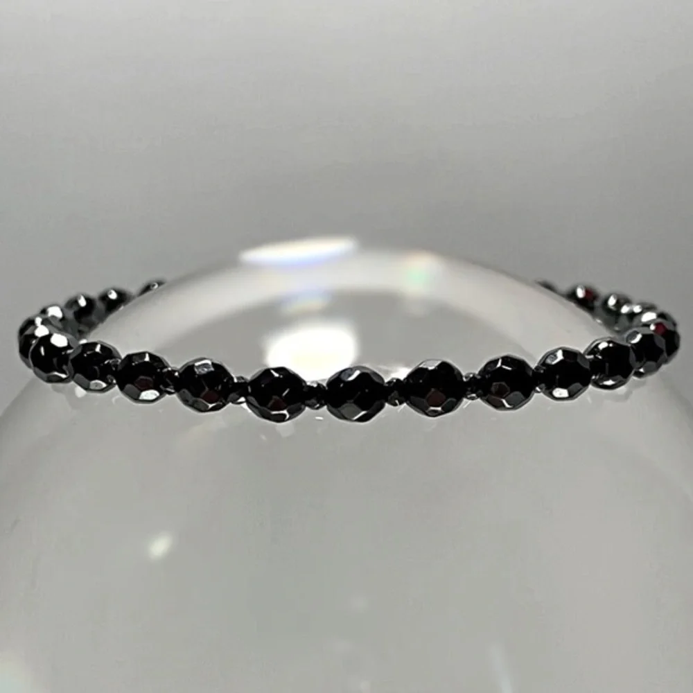 Hand Made Hematite Bracelet - Picture 3 of 8